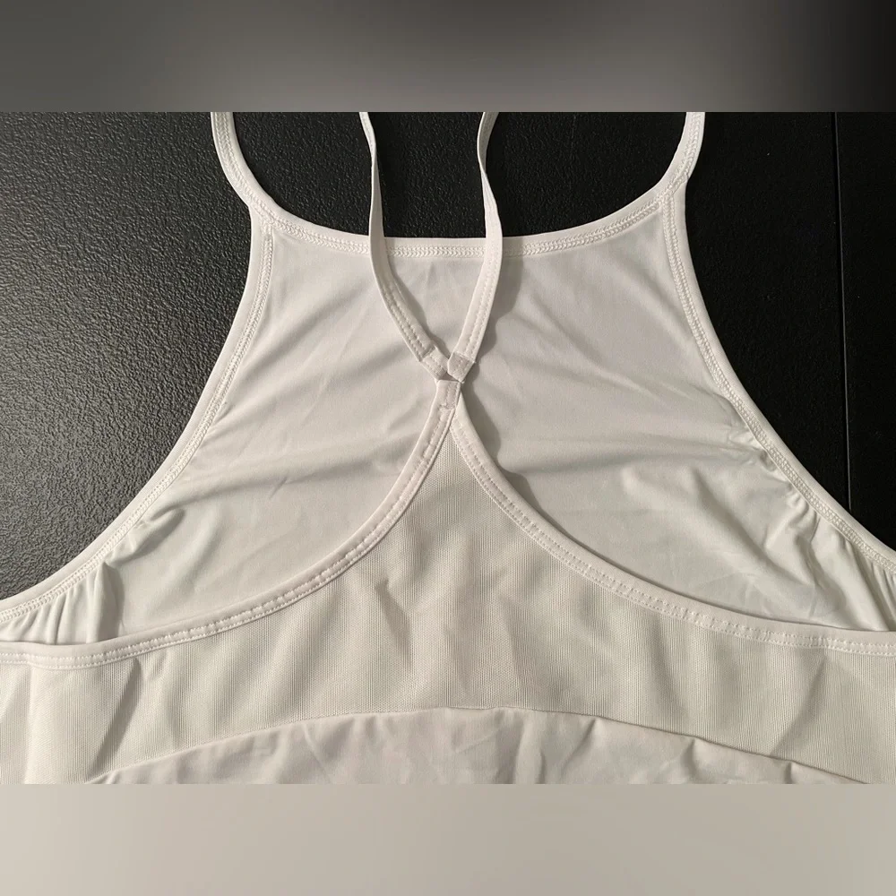 All In Motion Tank Top Size XL White